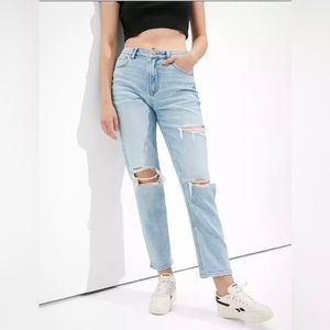 American Eagle Mom Jeans